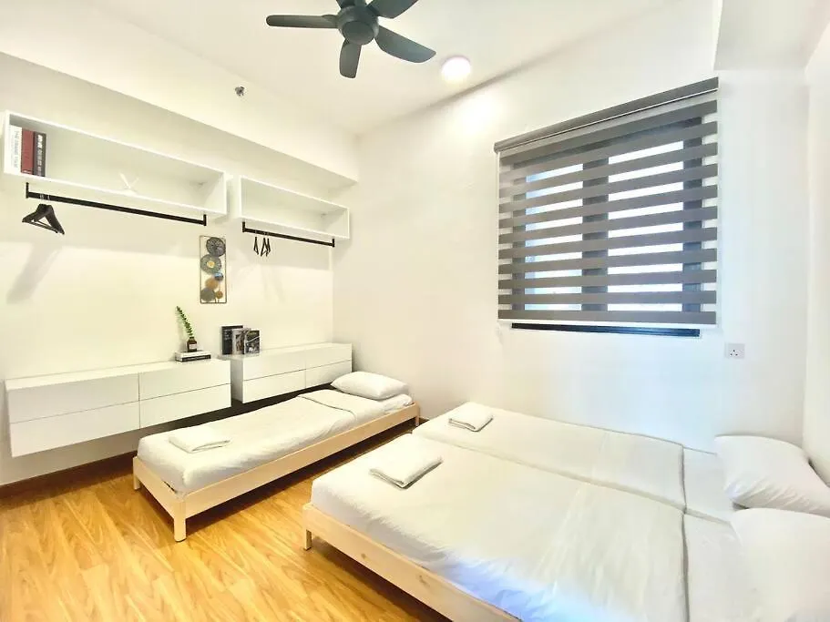 Beacon Executive Suites #Executive #Skypool #Georgetown #6Pax #2Br 2Bath #1Queen 4Single #Quality Well Maintained #Private Host Apartamento George Town