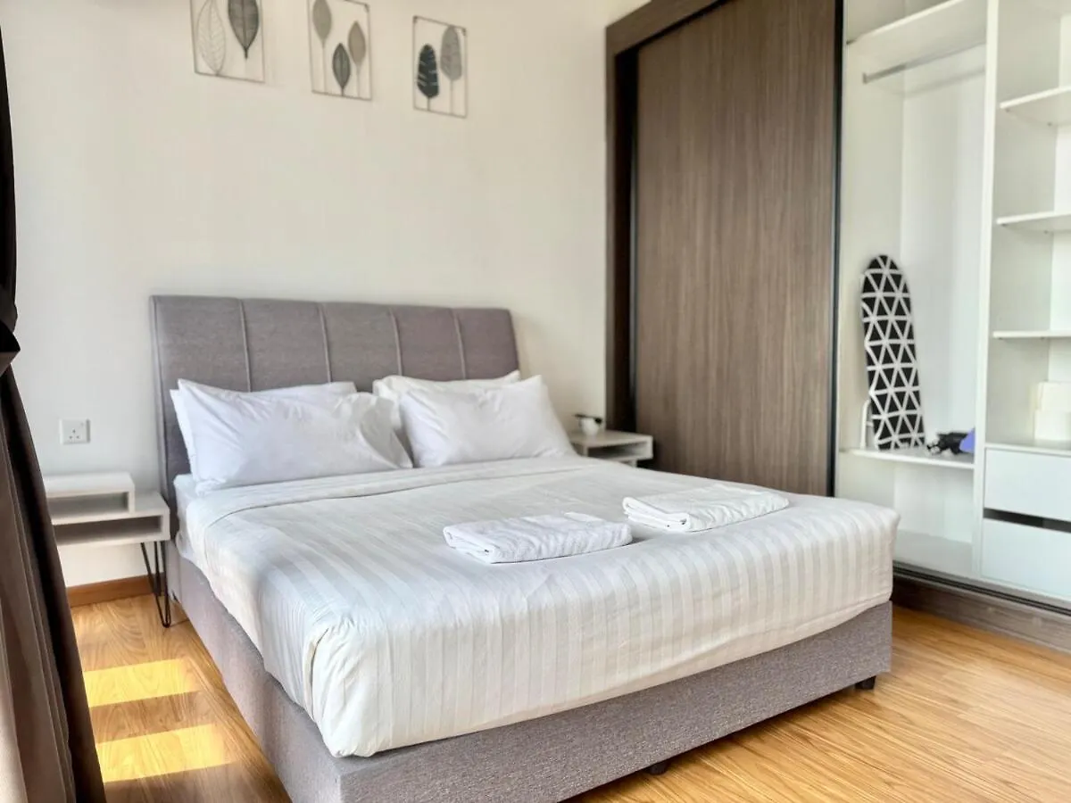 Apartamento Beacon Executive Suites #Executive #Skypool #Georgetown #6Pax #2Br 2Bath #1Queen 4Single #Quality Well Maintained #Private Host