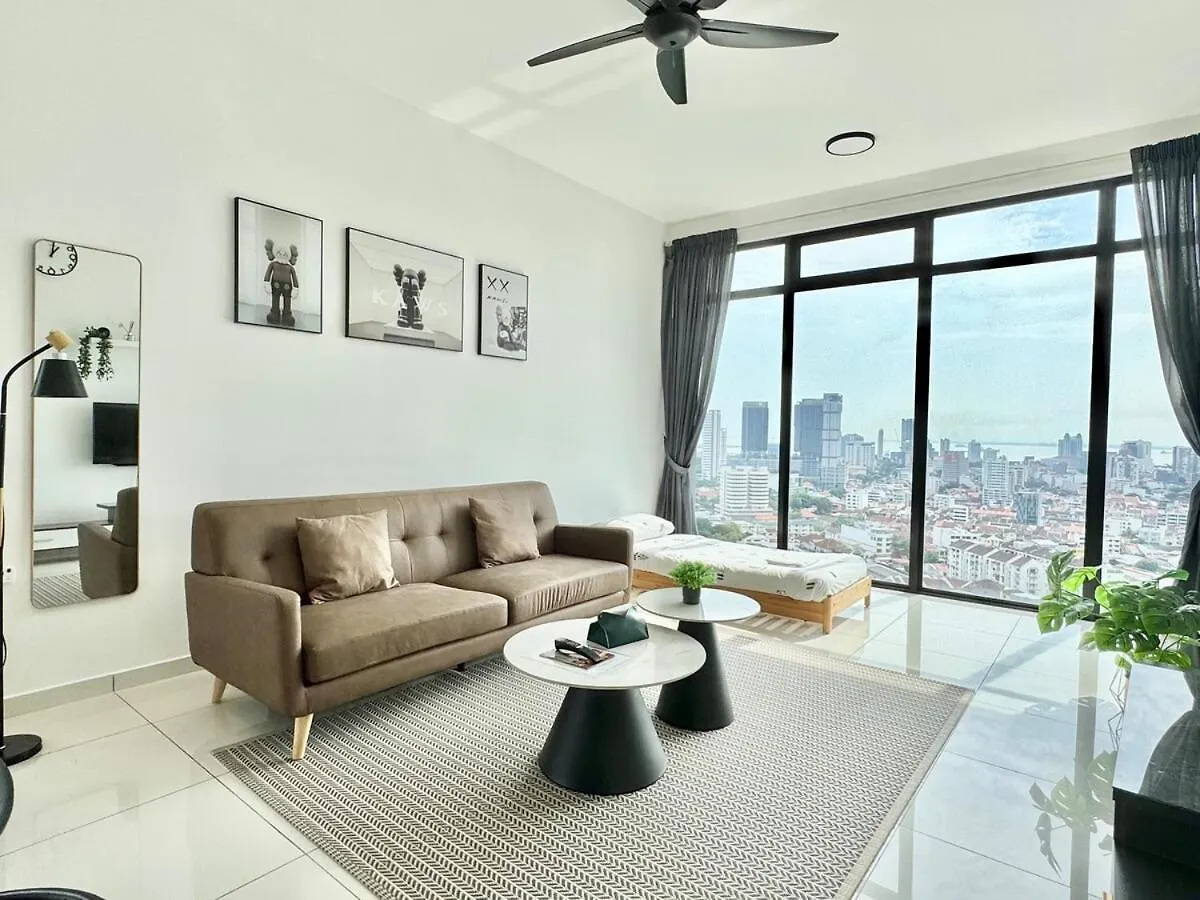 Beacon Executive Suites #Executive #Skypool #Georgetown #6Pax #2Br 2Bath #1Queen 4Single #Quality Well Maintained #Private Host